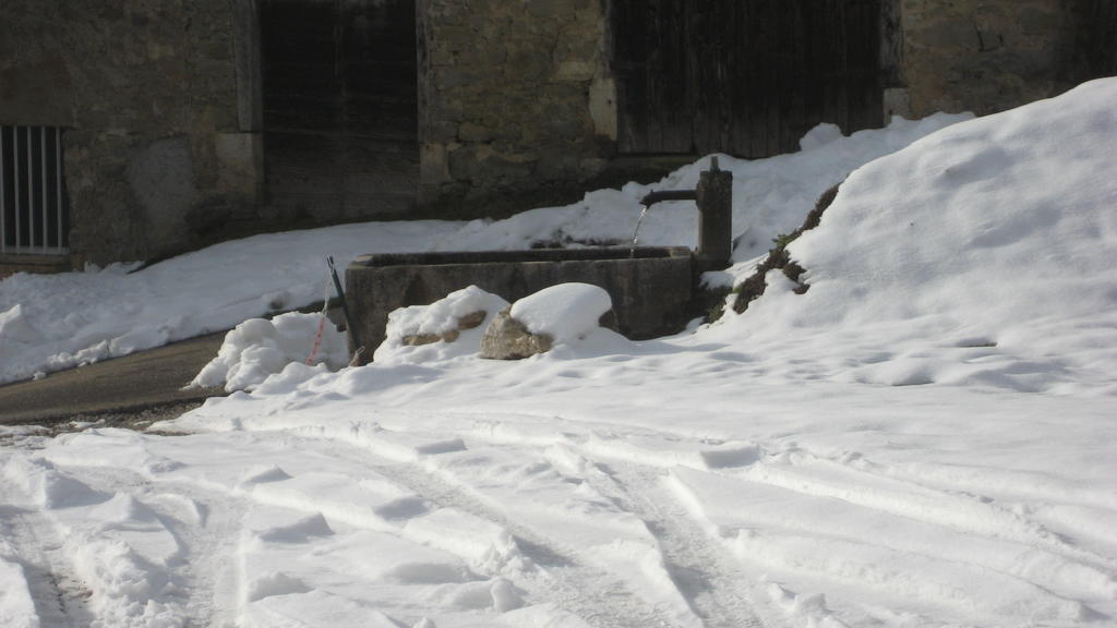 La Maison Sur Les Nuages Hotel Saint-Christophe  Exterior foto
